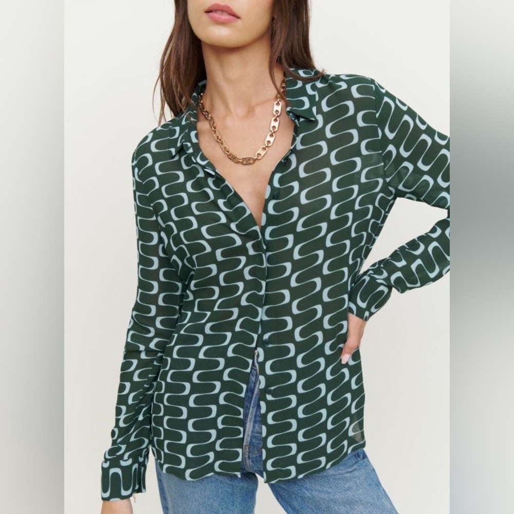 Reformation- Violet Top in Size Medium